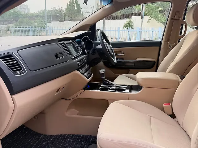 Used Kia Carnival [2020-2023] Prestige 7 STR in Delhi