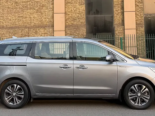 Used Kia Carnival [2020-2023] Prestige 7 STR in Delhi