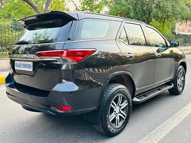 Used Toyota Fortuner [2016-2021] 2.8 4x2 AT [2016-2020] in Delhi