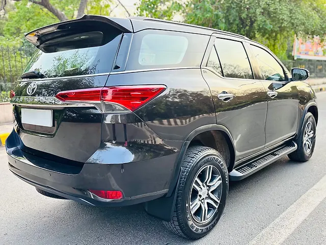 Used Toyota Fortuner [2016-2021] 2.8 4x2 AT [2016-2020] in Delhi