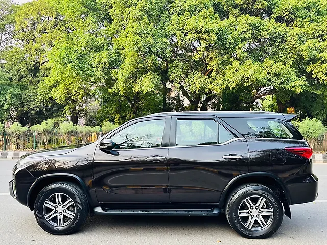 Used Toyota Fortuner [2016-2021] 2.8 4x2 AT [2016-2020] in Delhi