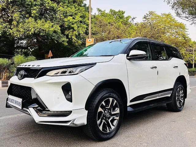 Used Toyota Fortuner Legender 4X2 2WD Diesel Turbo Automatic Dual Tone in Delhi