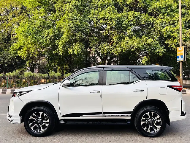 Used Toyota Fortuner Legender 4X2 2WD Diesel Turbo Automatic Dual Tone in Delhi