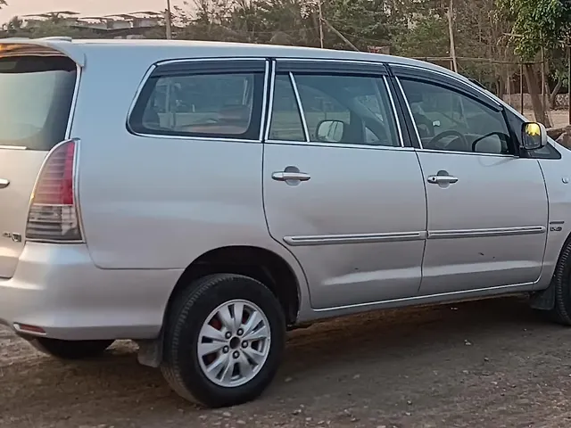 Used Toyota Innova [2009-2012] 2.5 VX 8 STR BS-IV in Mumbai