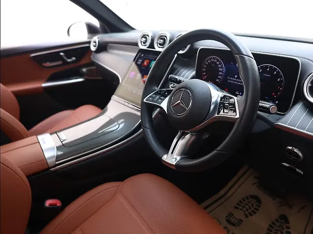 Used Mercedes-Benz GLC 300 4MATIC in Delhi