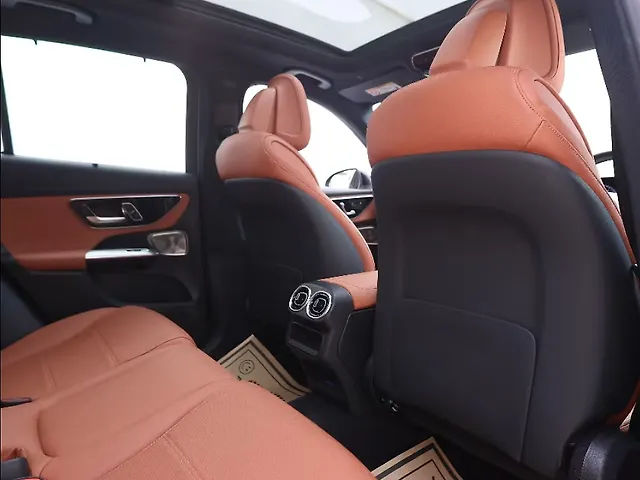 Used Mercedes-Benz GLC 300 4MATIC in Delhi