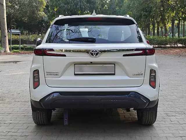 Used Toyota Urban Cruiser Hyryder V Hybrid [2023-2025] in Delhi