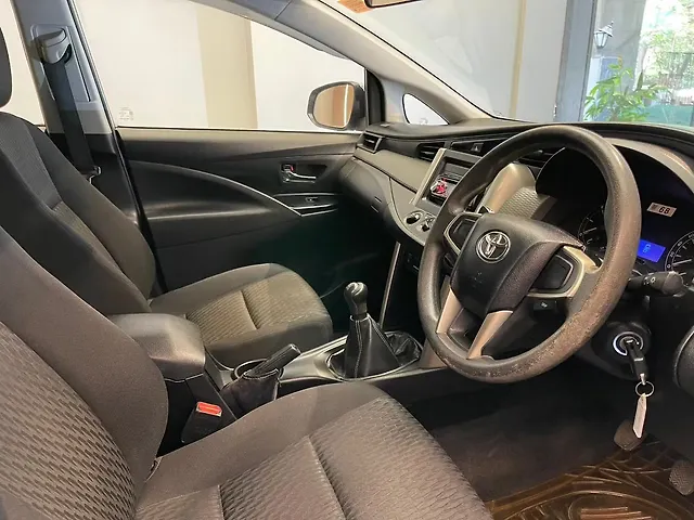 Used Toyota Innova Crysta [2016-2020] 2.4 GX 7 STR [2016-2020] in Mumbai