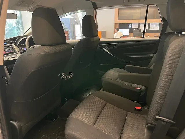 Used Toyota Innova Crysta [2016-2020] 2.4 GX 7 STR [2016-2020] in Mumbai