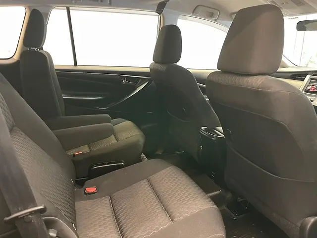 Used Toyota Innova Crysta [2016-2020] 2.4 GX 7 STR [2016-2020] in Mumbai