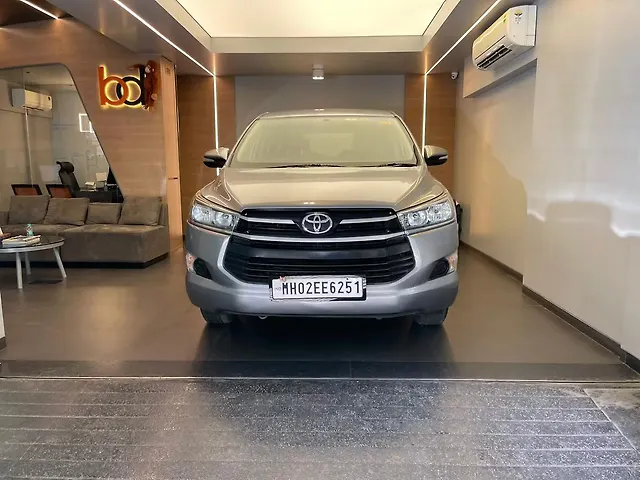 Used 2016 Toyota Innova Crysta in Mumbai