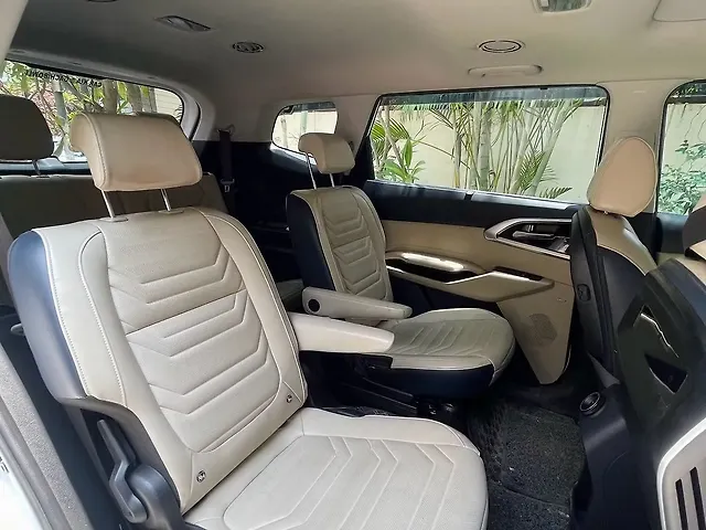 Used Kia Carens [2023-2024] Luxury Plus 1.5 Diesel AT 6 STR [2023-2024] in Krishna