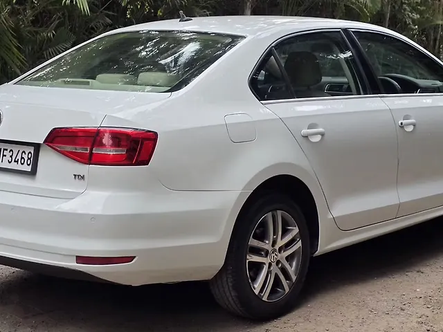 Used Volkswagen Jetta Highline TDI AT in Pune