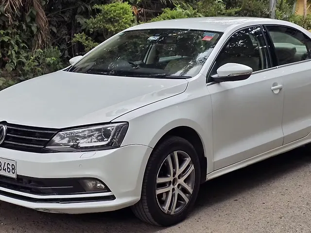 Used Volkswagen Jetta Highline TDI AT in Pune