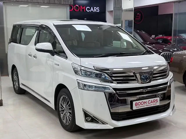 Used 2022 Toyota Vellfire in Chennai