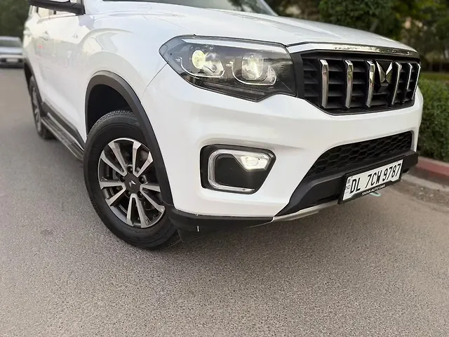 Used Mahindra Scorpio N Z8 S 2WD Diesel 2.2L Turbo Manual 7 STR in Delhi