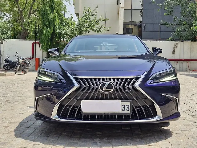 Used 2023 Lexus ES in Delhi