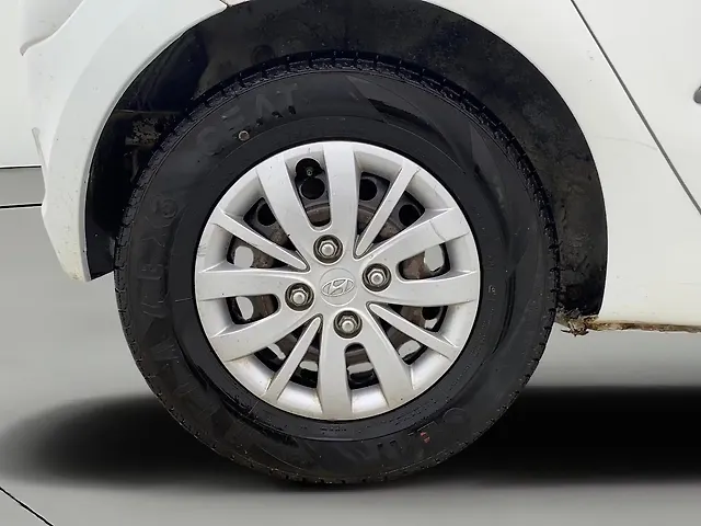 Used Hyundai i10 [2010-2017] 1.1L iRDE Magna Special Edition in Ahmedabad