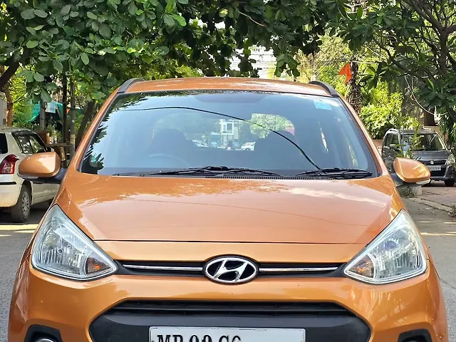 Used 2014 Hyundai i10 in Indore