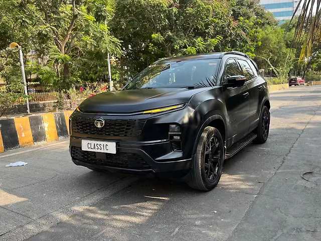 Used Tata Safari Accomplished Plus 7 STR Stealth Edition AT in Mumbai