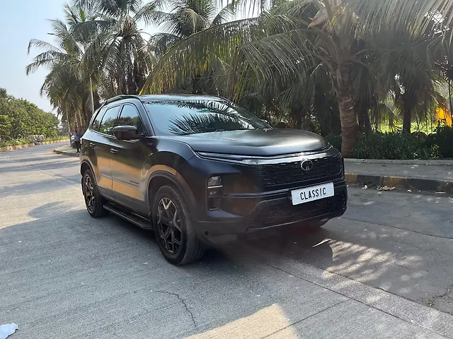 Used Tata Safari Accomplished Plus 7 STR Stealth Edition AT in Mumbai