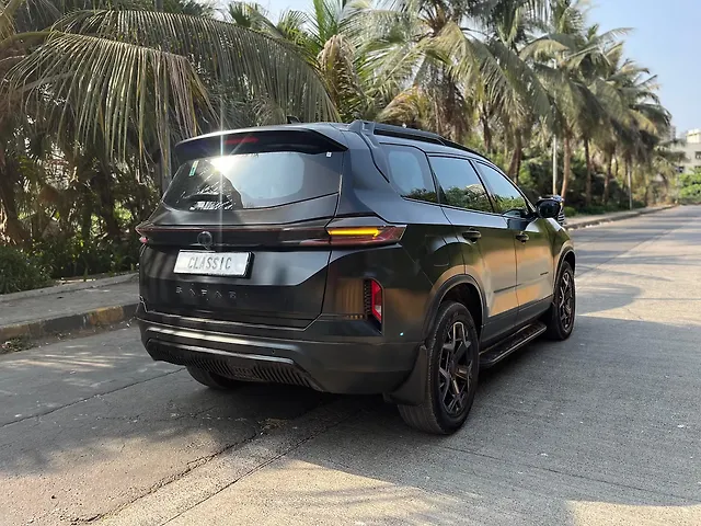 Used Tata Safari Accomplished Plus 7 STR Stealth Edition AT in Mumbai