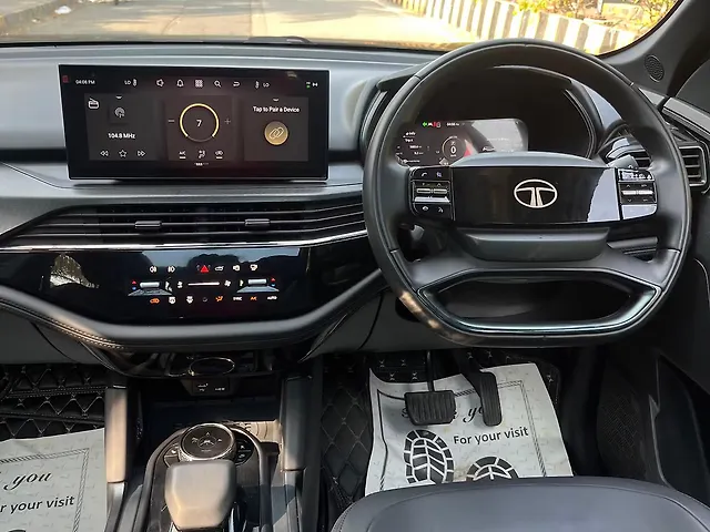 Used Tata Safari Accomplished Plus 7 STR Stealth Edition AT in Mumbai