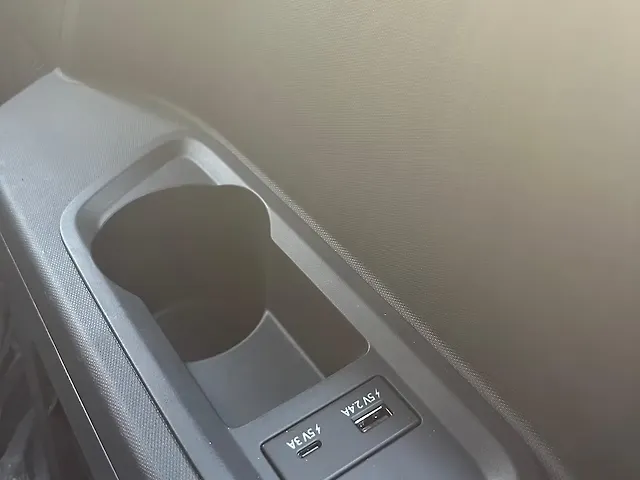 Used Tata Safari Accomplished Plus 7 STR Stealth Edition AT in Mumbai