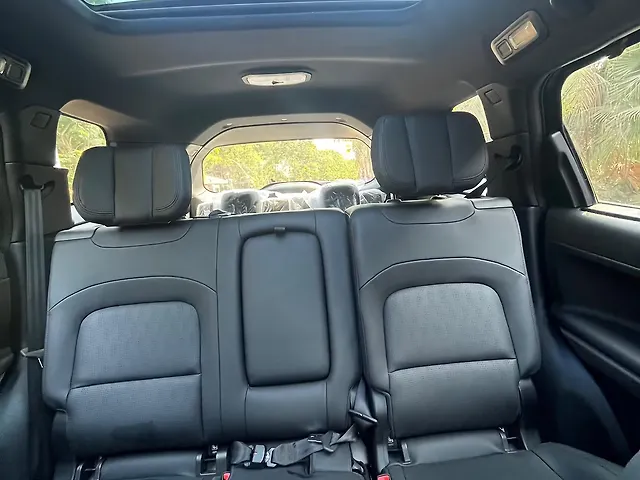Used Tata Safari Accomplished Plus 7 STR Stealth Edition AT in Mumbai