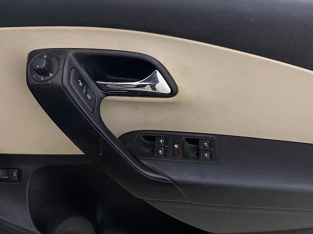 Used Skoda Rapid Style 1.6 MPI AT in Mumbai