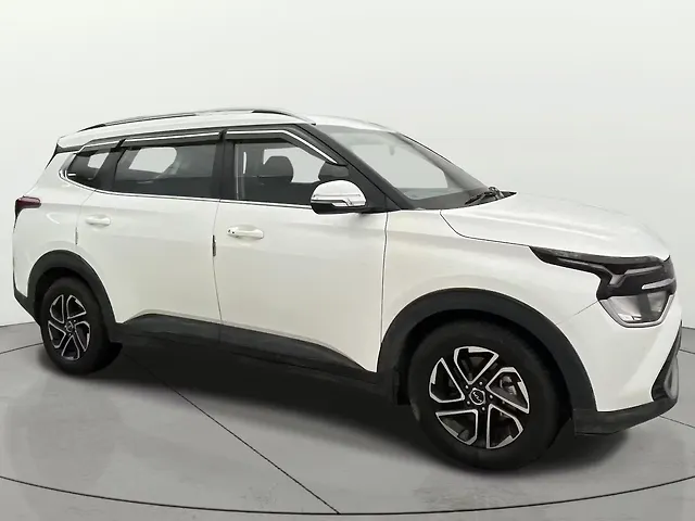 Used 2023 Kia Carens in Delhi