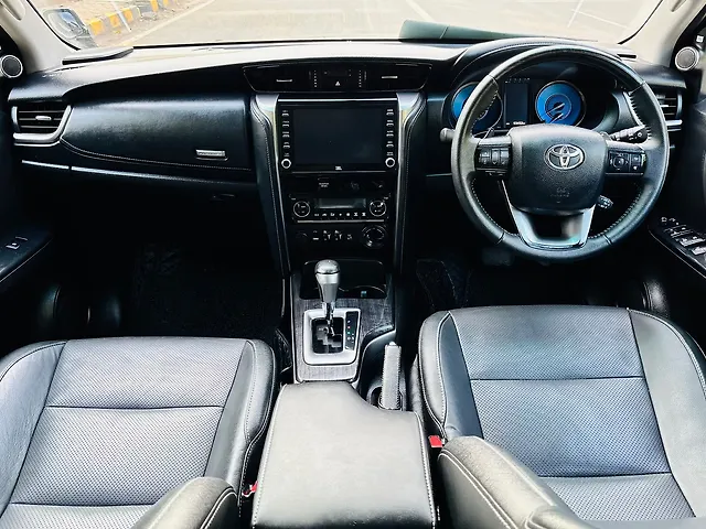 Used Toyota Fortuner 4X4 AT 2.8 Diesel in Delhi