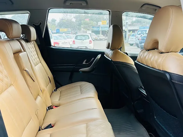 Used Mahindra XUV500 W7 [2018-2020] in Chandigarh