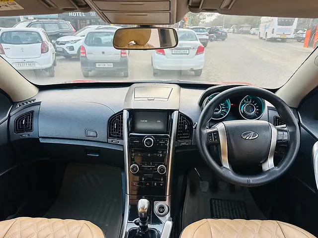 Used Mahindra XUV500 W7 [2018-2020] in Chandigarh
