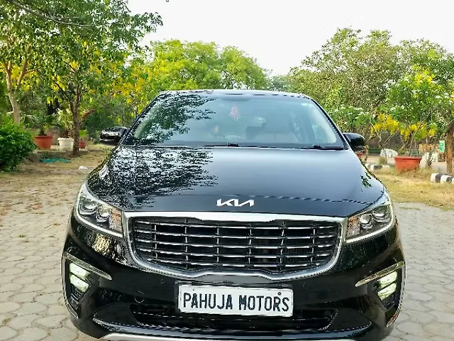 Used 2022 Kia Carnival in Delhi Used 2022 Kia Carnival in Delhi