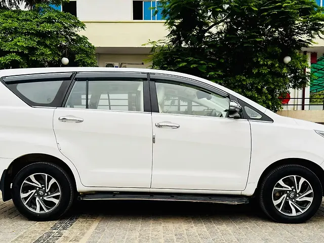 Used Toyota Innova Crysta [2020-2023] GX 2.4 7 STR in Agra