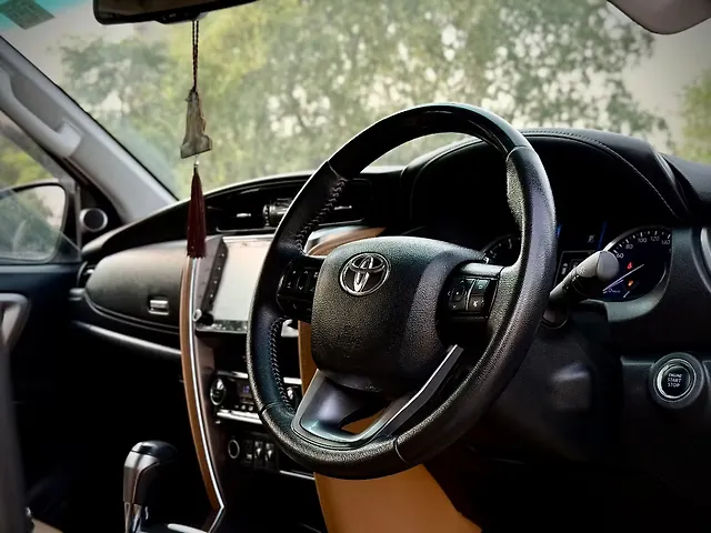 Used Toyota Fortuner 4x2 2WD Diesel 2.8L Turbo Automatic in Delhi Used Toyota Fortuner 4x2 2WD Diesel 2.8L Turbo Automatic in Delhi