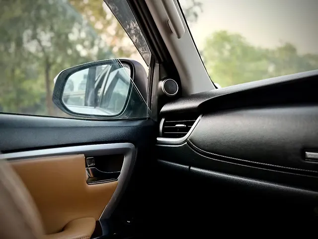 Used Toyota Fortuner 4x2 2WD Diesel 2.8L Turbo Automatic in Delhi Used Toyota Fortuner 4x2 2WD Diesel 2.8L Turbo Automatic in Delhi