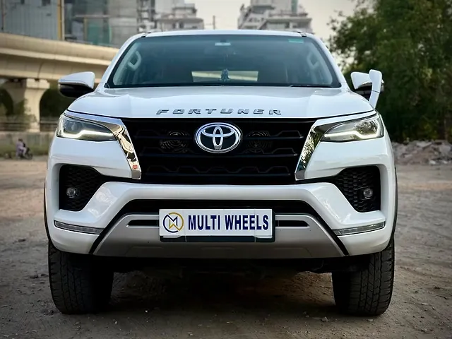Used 2023 Toyota Fortuner in Delhi