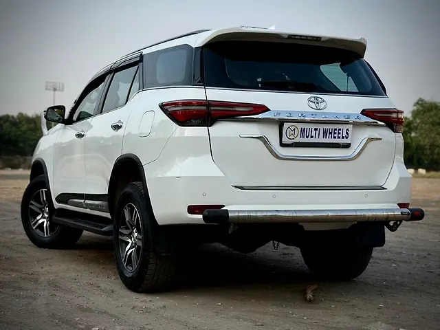 Used Toyota Fortuner 4x2 2WD Diesel 2.8L Turbo Automatic in Delhi Used Toyota Fortuner 4x2 2WD Diesel 2.8L Turbo Automatic in Delhi