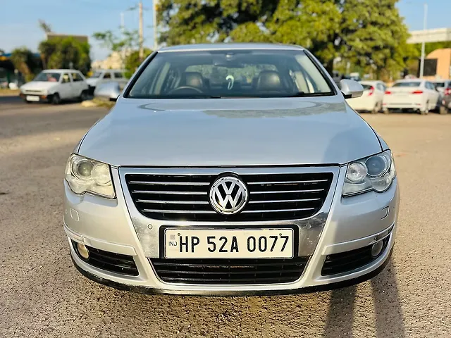 Used 2010 Volkswagen Passat in Chandigarh