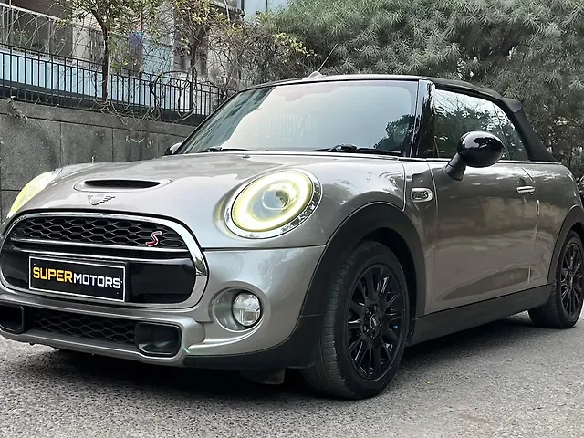 Used 2018 Mini Convertible in Delhi