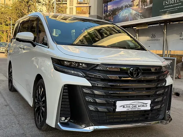Used 2024 Toyota Vellfire in Mumbai