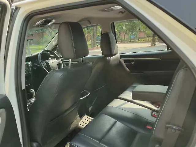 Used Toyota Fortuner 4x2 2WD Diesel 2.8L Turbo Automatic in Raipur