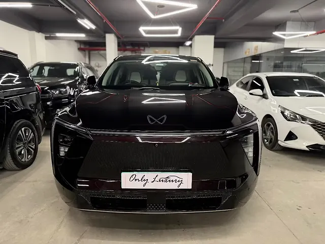 Used Mahindra XEV 9e Pack Two 79.0 kWh 7.2kW Charger in Ahmedabad Used Mahindra XEV 9e Pack Two 79.0 kWh 7.2kW Charger in Ahmedabad