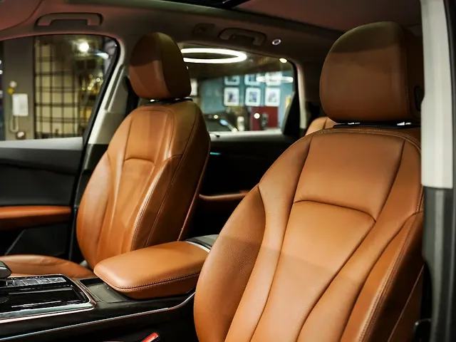 Used Audi Q7 Technology in Delhi
