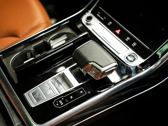 Used Audi Q7 Technology in Delhi