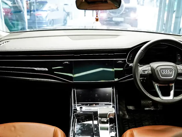 Used Audi Q7 Technology in Delhi