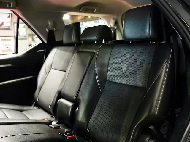 Used Toyota Fortuner 4x2 2WD Petrol 2.7L Automatic in Delhi