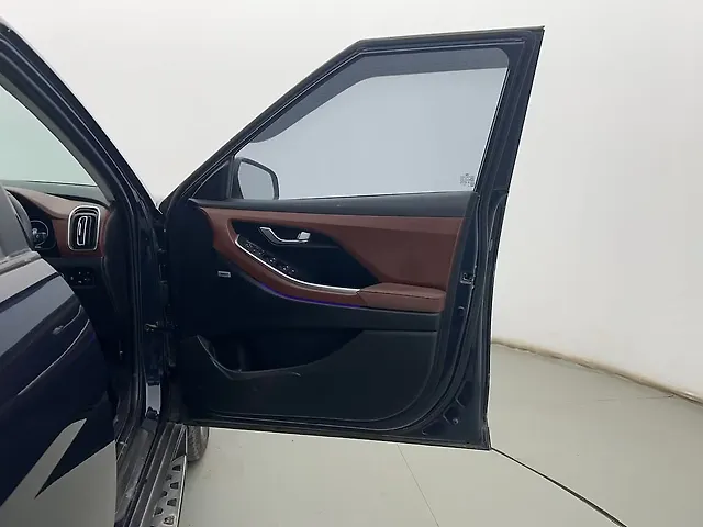 Second Hand 2023 Hyundai Alcazar Signature (O) 7 STR 1.5 Petrol